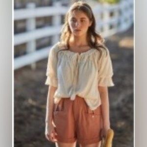 Natural Fiber Peasant  Puff Sleeve Top